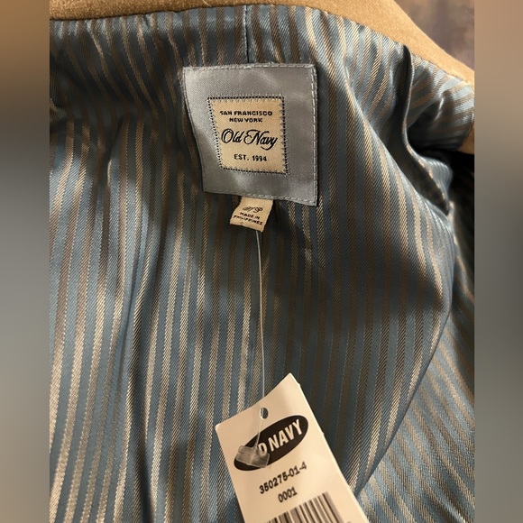 Old Navy velvet jacket w/ rhinestone buttons - Picture 9 of 12